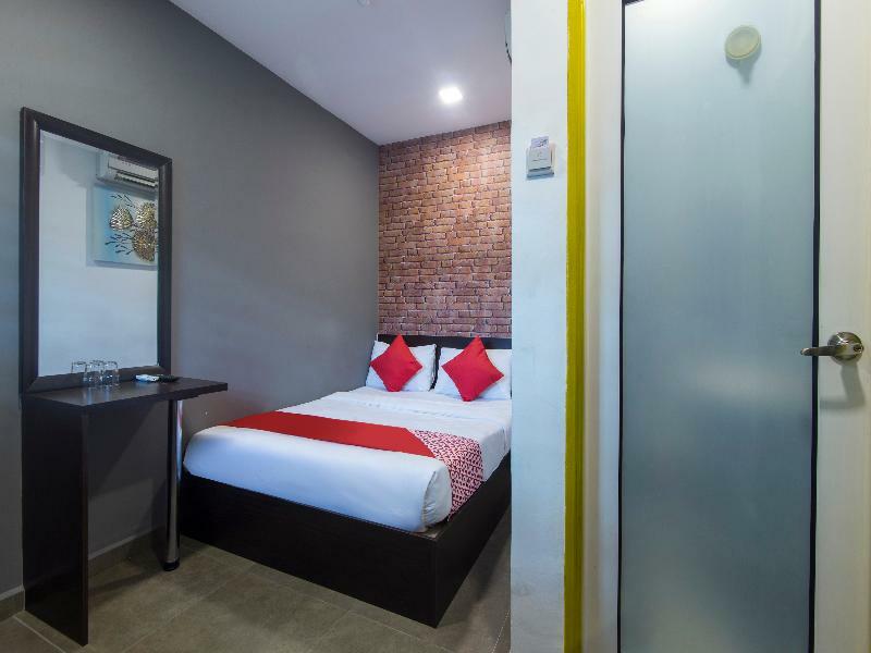 Oyo 876 Hotel Sanctuary Петалинг Джая Екстериор снимка